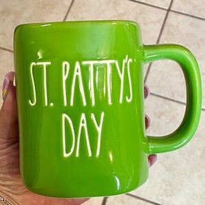 🦖RAE DUNN ST. PATTY’S DAY ☘️MUG